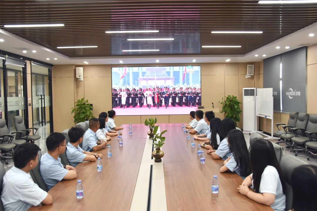 致敬大国脊梁，见证精工力量！汉德与您共同观看9.3大阅兵！