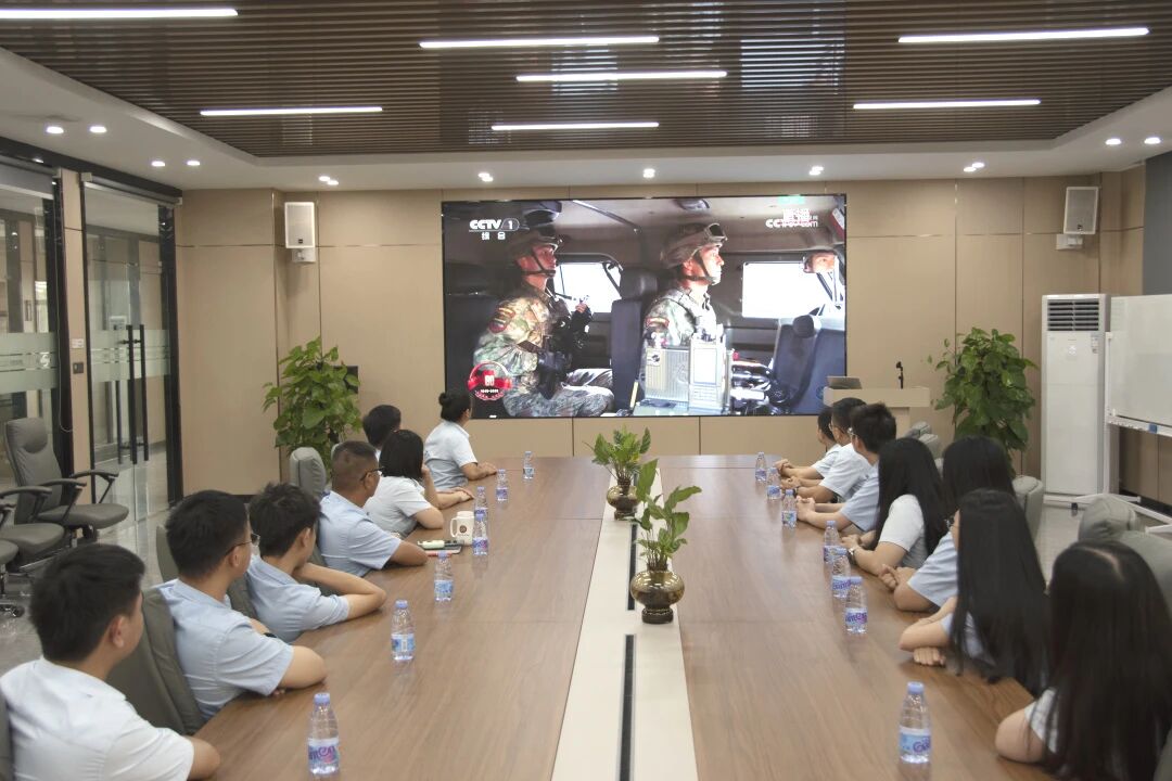 致敬大国脊梁，见证精工力量！汉德与您共同观看9.3大阅兵！